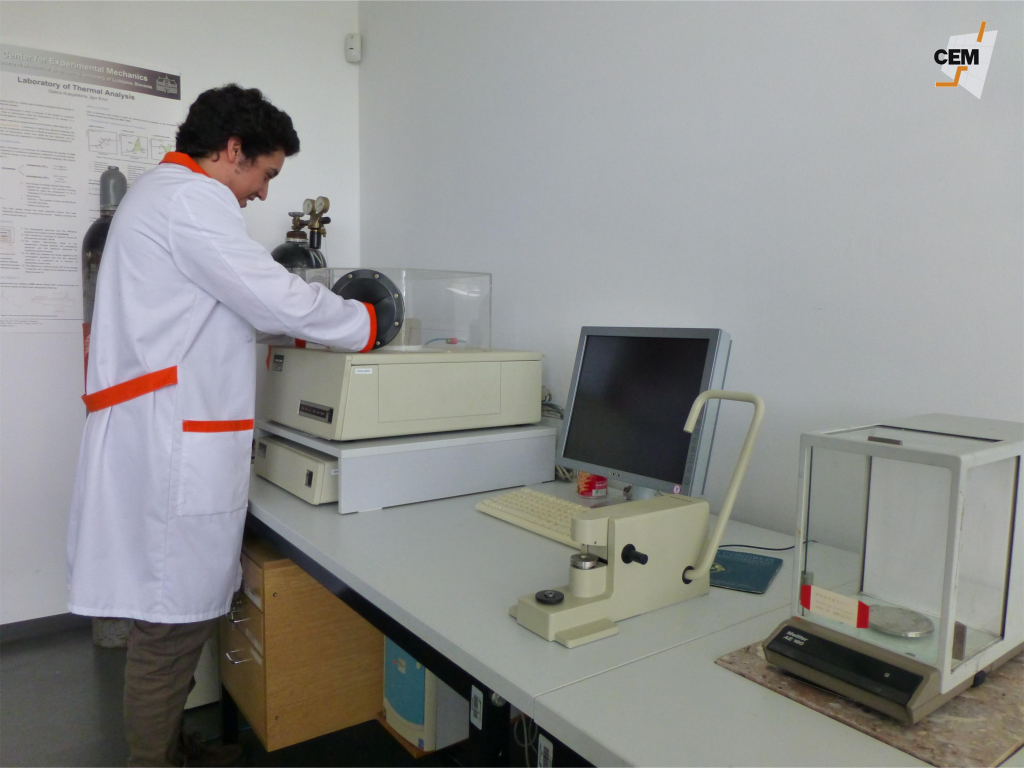 Thermal analysis laboratory CEM