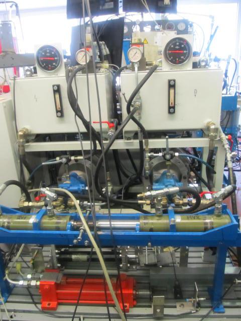 Mehatronsko preizkuševališče(2x) Moč: 2,2 kW Pretok: 14 l/min pri 180 bar Mehatronsko preizkuševališče(2x) Moč: 2,2 kW Pretok: 14 l/min pri 180 bar
